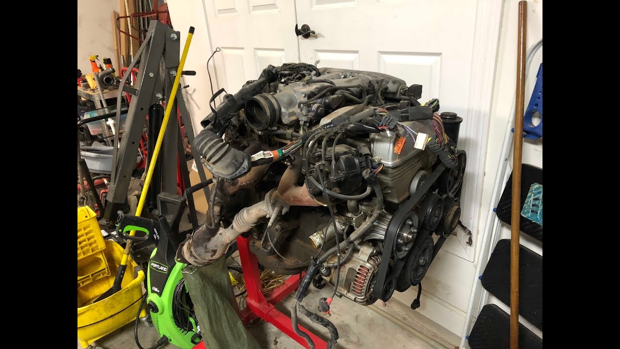 SC300 Build Episode 4 - On the Engine Stand - YouTube