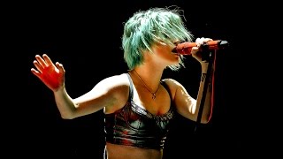 Paramore - Misery Business at Reading 2014 chords
