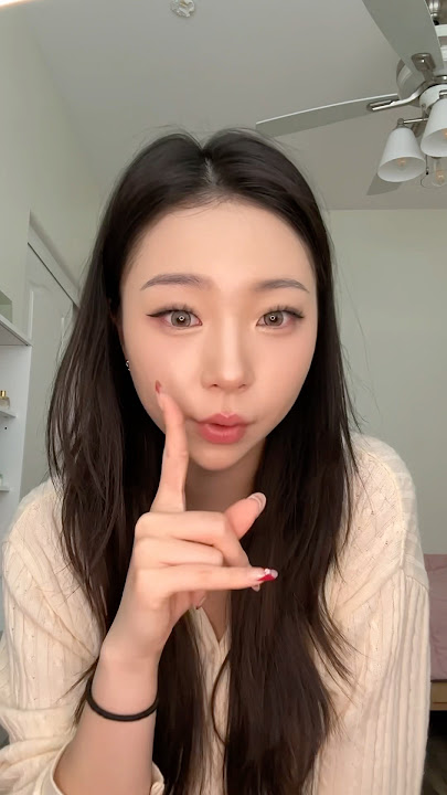 HELP THIS INDECISIVE GIRL🤩​⁠@olens_official #olens #kpop #contact  #color #monolid #makeup #eye