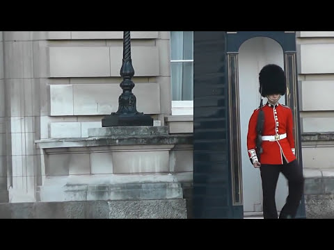 Видео: Queen's Guard изтласква туристи от пътя