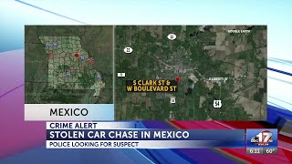 Mexico police looking for car chase suspect that ran away after a crash Sunday morning