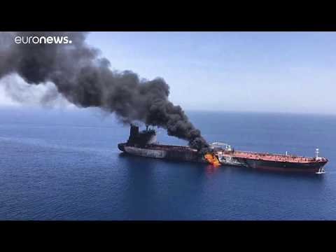 Dos buques "atacados" en el estrecho de Ormuz, sube el precio del petróleo