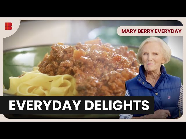 Homemade Bolognese with Mary - Mary Berry Everyday - S01 EP02 - Cooking Show class=