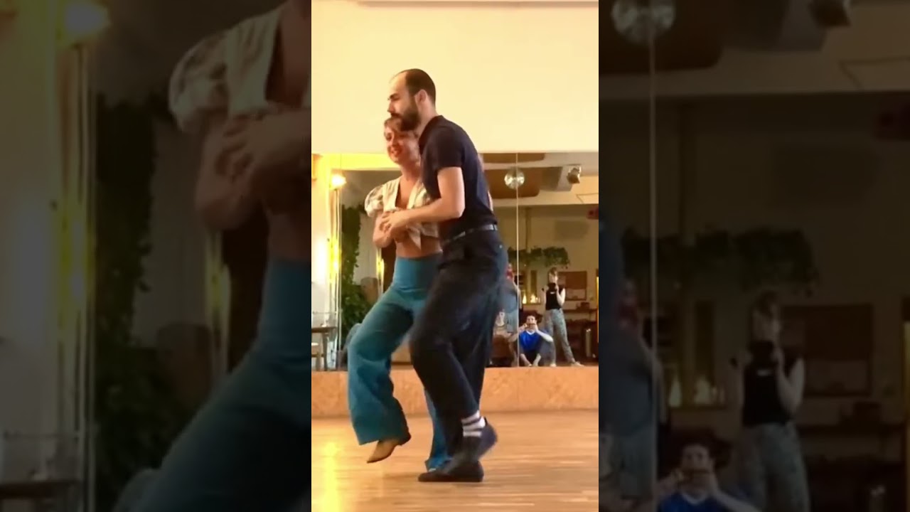 #socialswing #socialswingtv #swing #lindyhop #shag #balboa #dance #baile #follower #leader