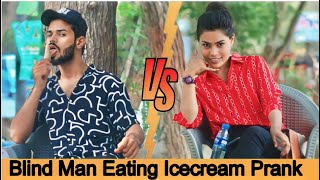 BLIND MAN EATING ICE CREAM AND FLIRTING WITH GIRLS PRANK | Epic Reaction 😅😜 @thatwasfun2