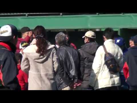 浅村栄斗（自主トレ後の挨拶＆じゃんけん大会・2017・1・1　美咲町エイコンスタジアム）