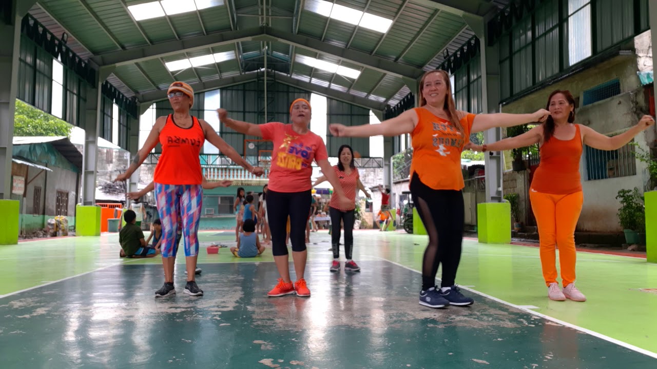 Zumba gold in orange mode 9 dancing in the street