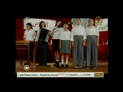  الفرق بين الكشافة والمرشدات في حفلة السمر