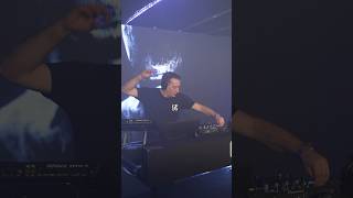 This is how PAUL VAN DYK does it 💙 #shorts #djset #liveset #remix #paulvandyk