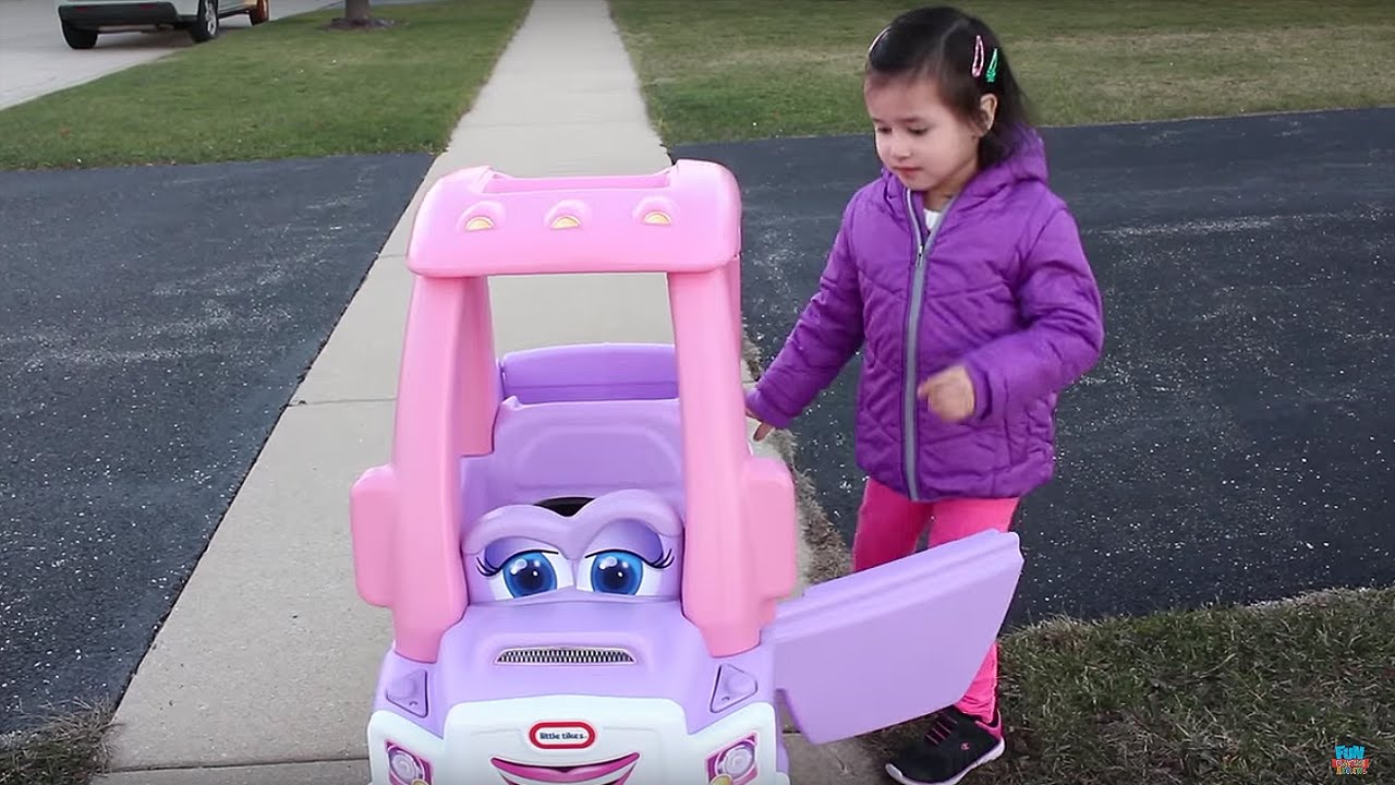 pink cosy coupe car