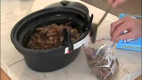 Ziploc bag filler gadget makes food storage easier