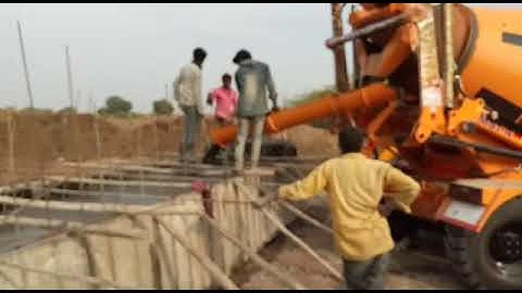 Macons self loading mixer(5)