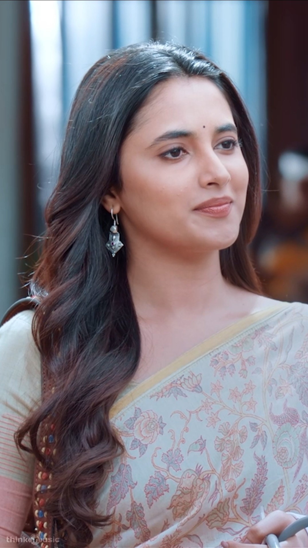 Harris Jayaraj's signature whistle interlude ??? #AmudhaAmudha #JayamRavi #PriyankaMohan #Rajesh