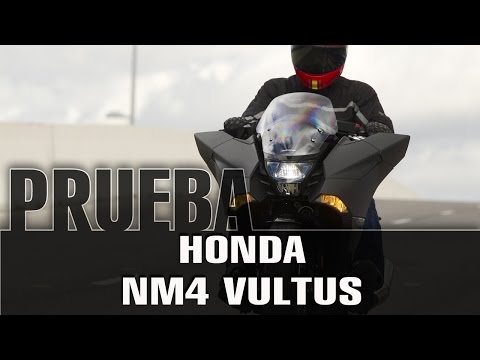 Honda NM4 Vultus - videoprueba - Testdrive - 2015 -