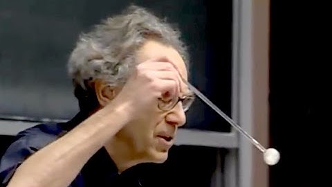 8.02x - Lect 5 - E= - grad V, Conductors, Electrostatic Shielding (Faraday Cage)