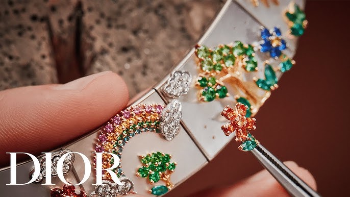 Louis Vuitton's High Jewellery Collection Is An Expression Of Bravery -  ELLE SINGAPORE