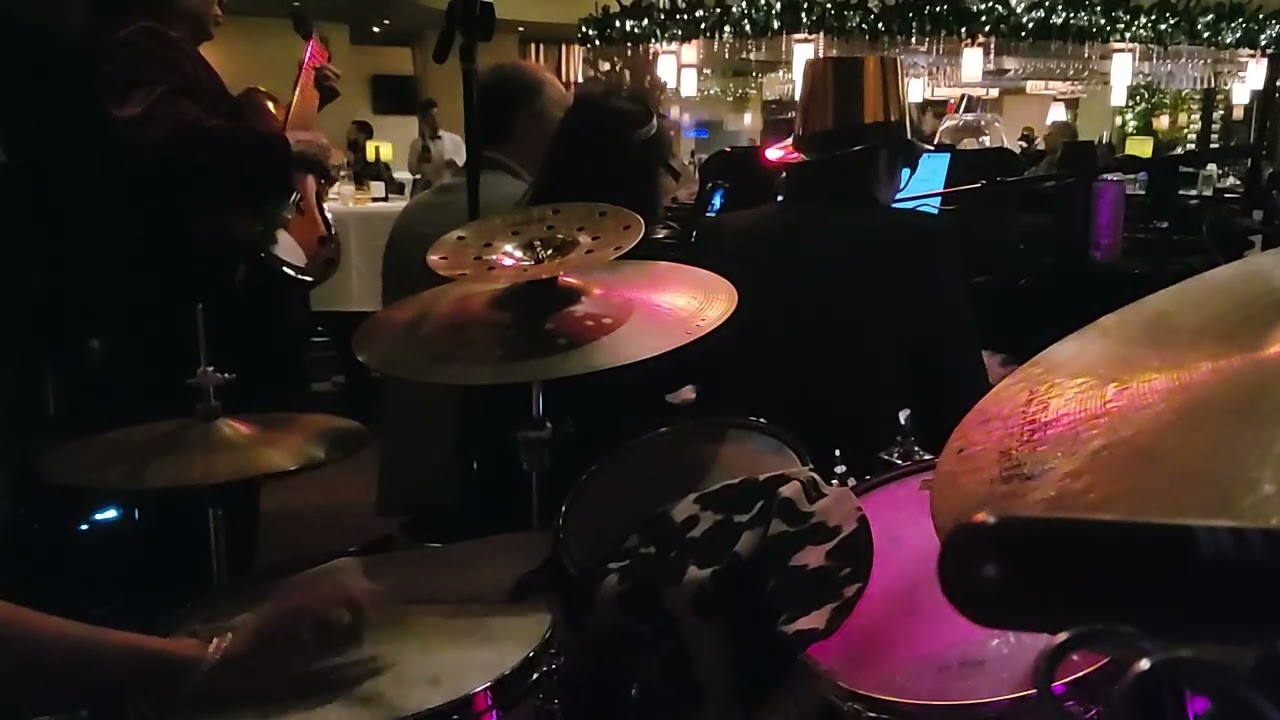 New years eve 2025. Nicole Pesce (piano),