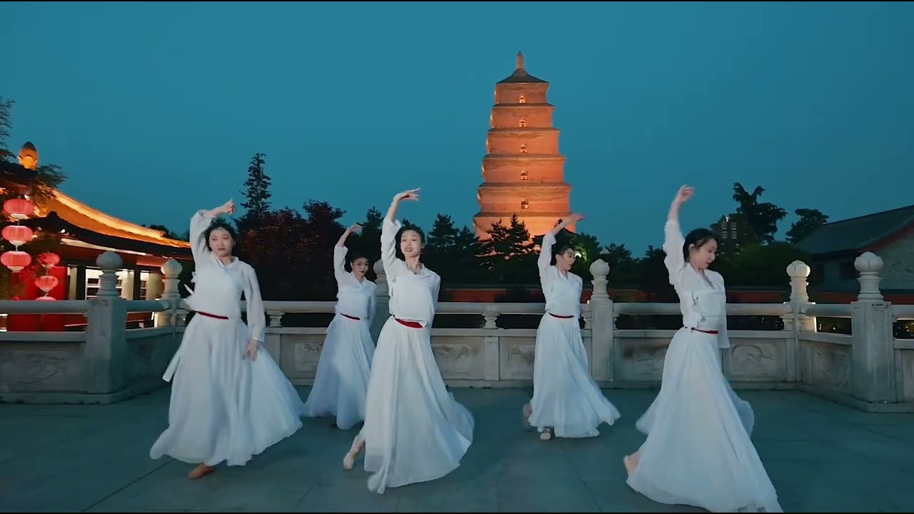 Thần Thoại - Múa (Phiên bản đầy đủ) - Esme Dance
