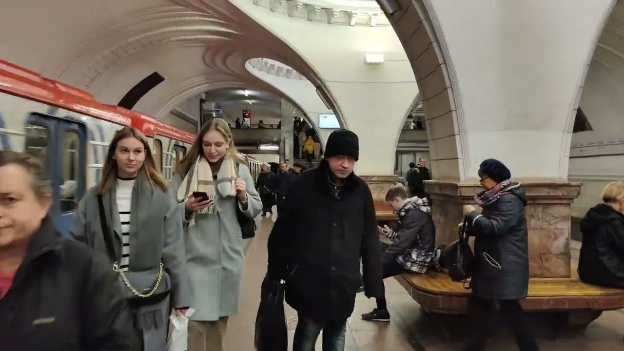 Станция метро Сокол открыта 11 сентября 1938 года по факту в селе Всехсвятское в черте Москвы #metro