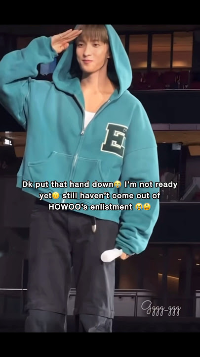This time Mr. Salute’s saluting in different way😭#seventeen #shortsfeed #dk #도겸 #dokyeom #svt #fyp