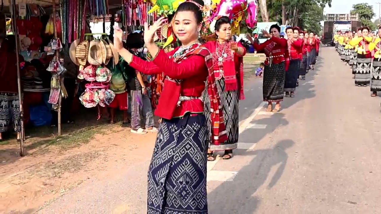 ฟ้อนแห่บั้งไฟ ประเพณีวัฒนธรรมผู้ไทบุญบั้งไฟตะไลล้าน ประจำปี๒๕๖๖ ต.กุดหว้า อ.กุฉินารายณ์ จ.กาฬสินธุ์