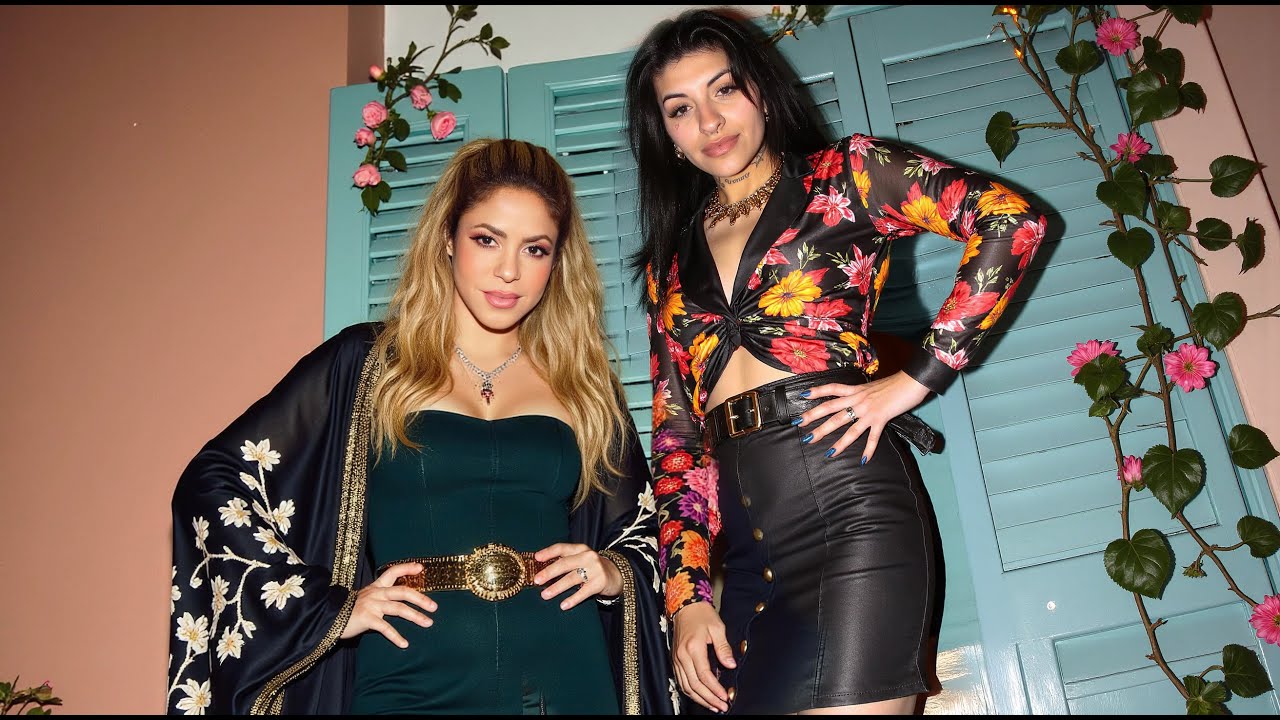 Cazzu, Shakira - Lejos de mi (Music Video) (Version Ranchera) Cazzu, Shakira - Lejos de mi (Music Video) (Version Ranchera)