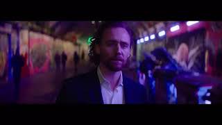 Tom Hiddleston Betrayal