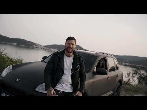 Onlayn slutslarni xorlovchi sikish