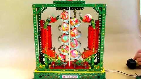 MVI 9141 1 - DNA Meccano Ping-Pong Ball Roller