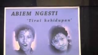 Tirai kehidupan