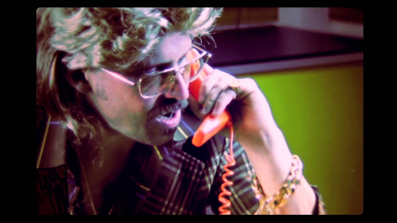 HD super 8 telecine sample by on8mil.com. "Wide Boy"