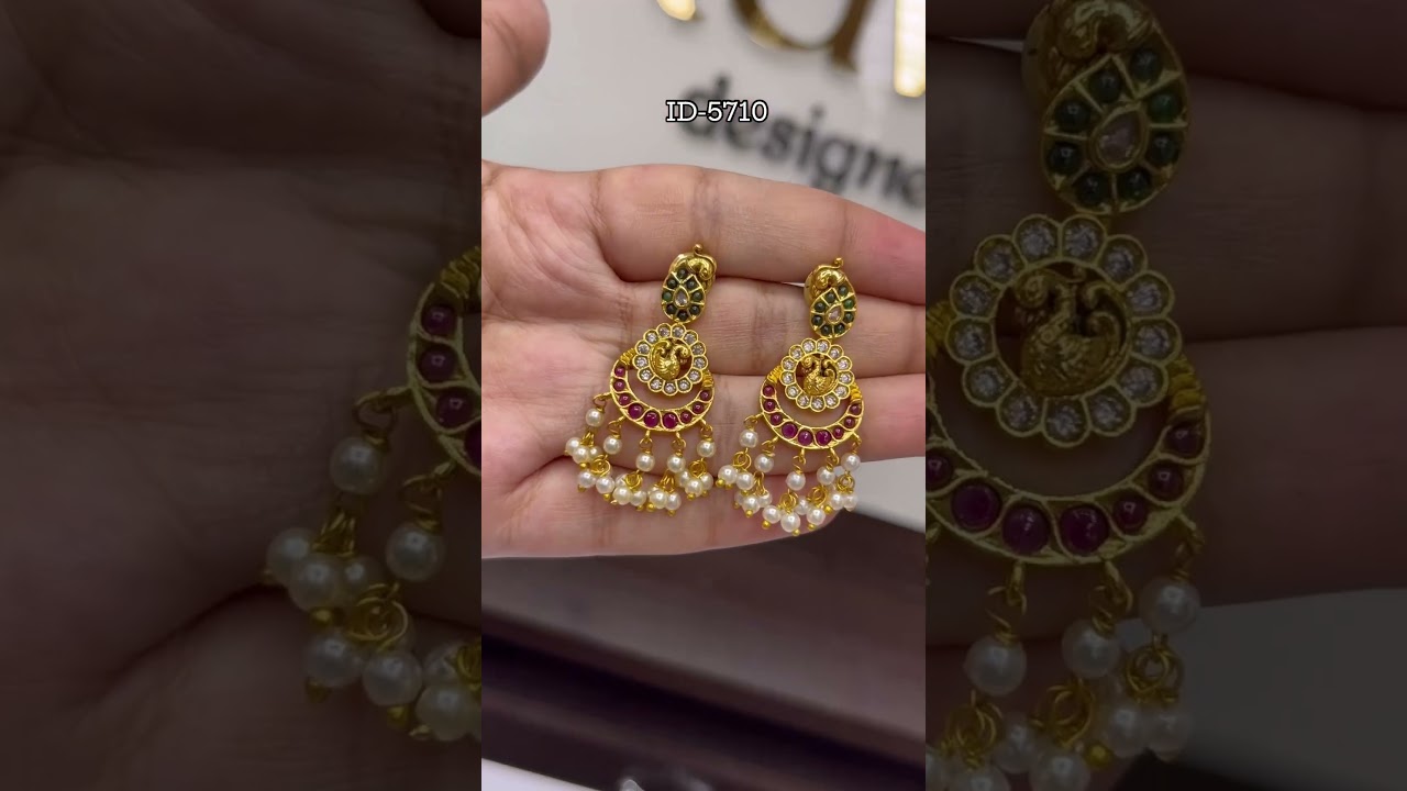 Simple yet elegant Antique non-deity necklace set