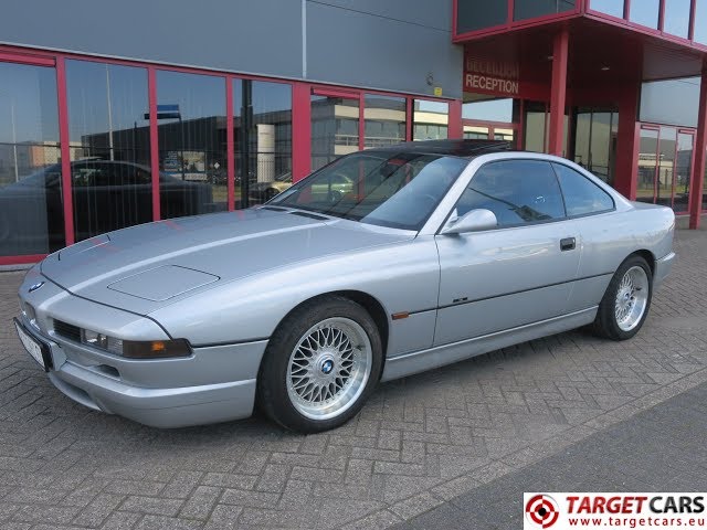 1/18 BMW E3系 MAISTO 32800BL Scale 1/18 | BMW 8-SERIES 850i COUPE (E31