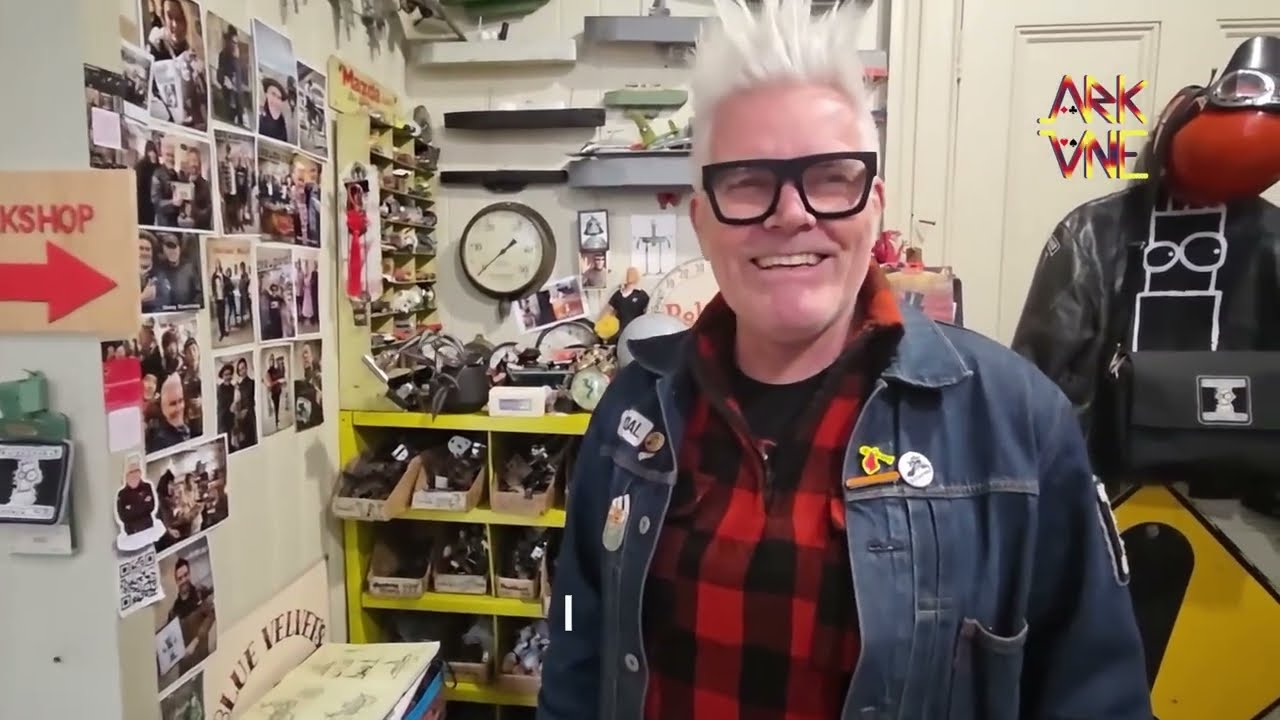 Meet The Robot Man: How Junk Became Genius | Martin Horspool’s Vintage Creations”