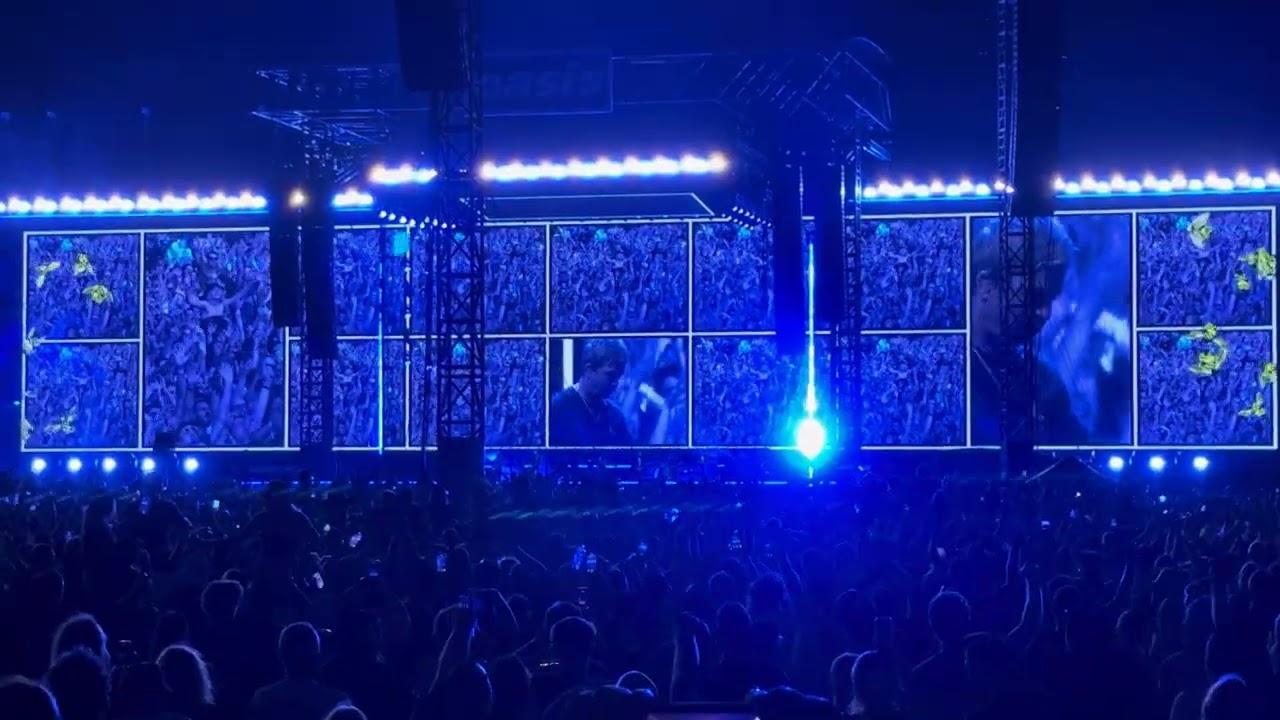 Oasis - Don’t Look Back In Anger @ Accor Stadium Sydney 8th November 2025