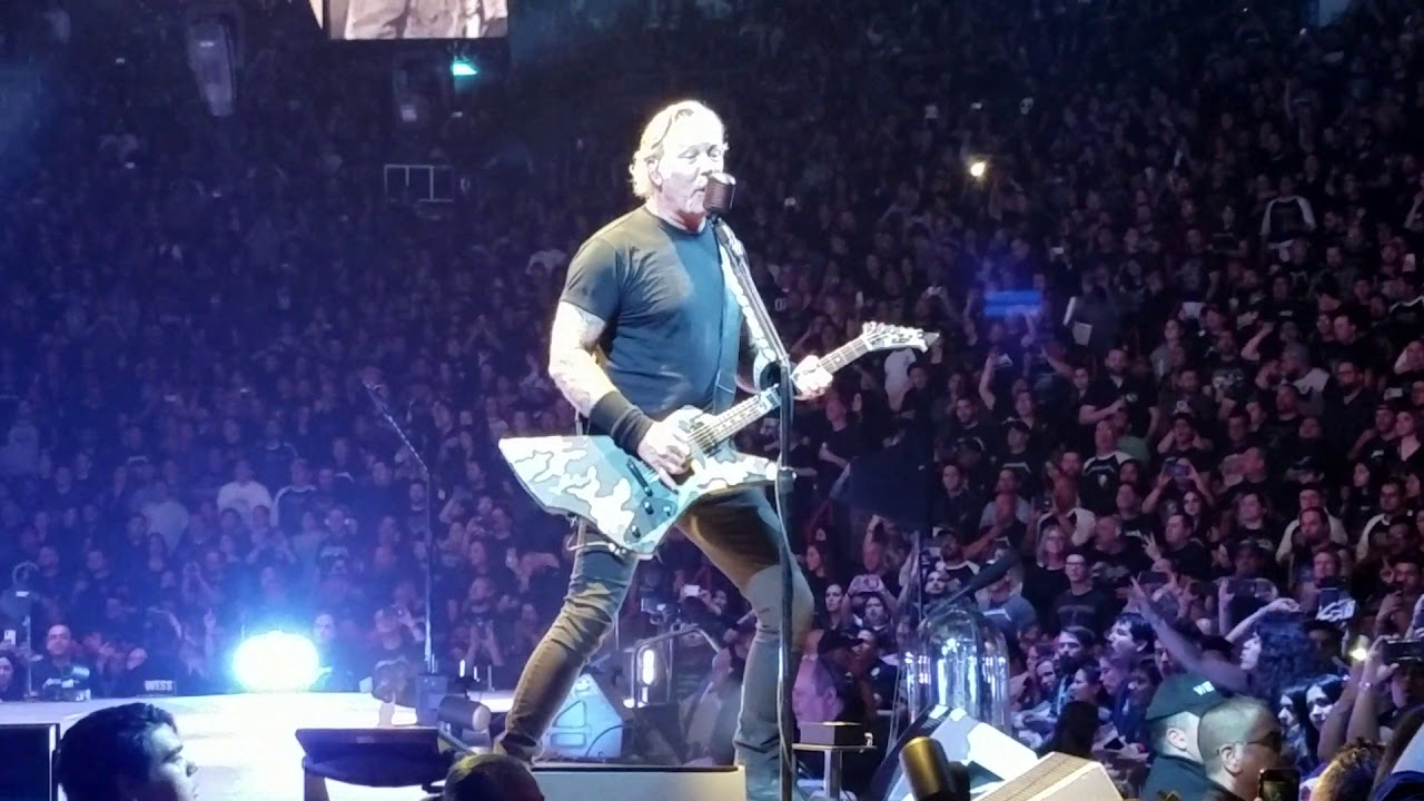 Metallica - Seek & Destroy live in El Paso, Texas at the Don Haskins Center on February 28, 2019