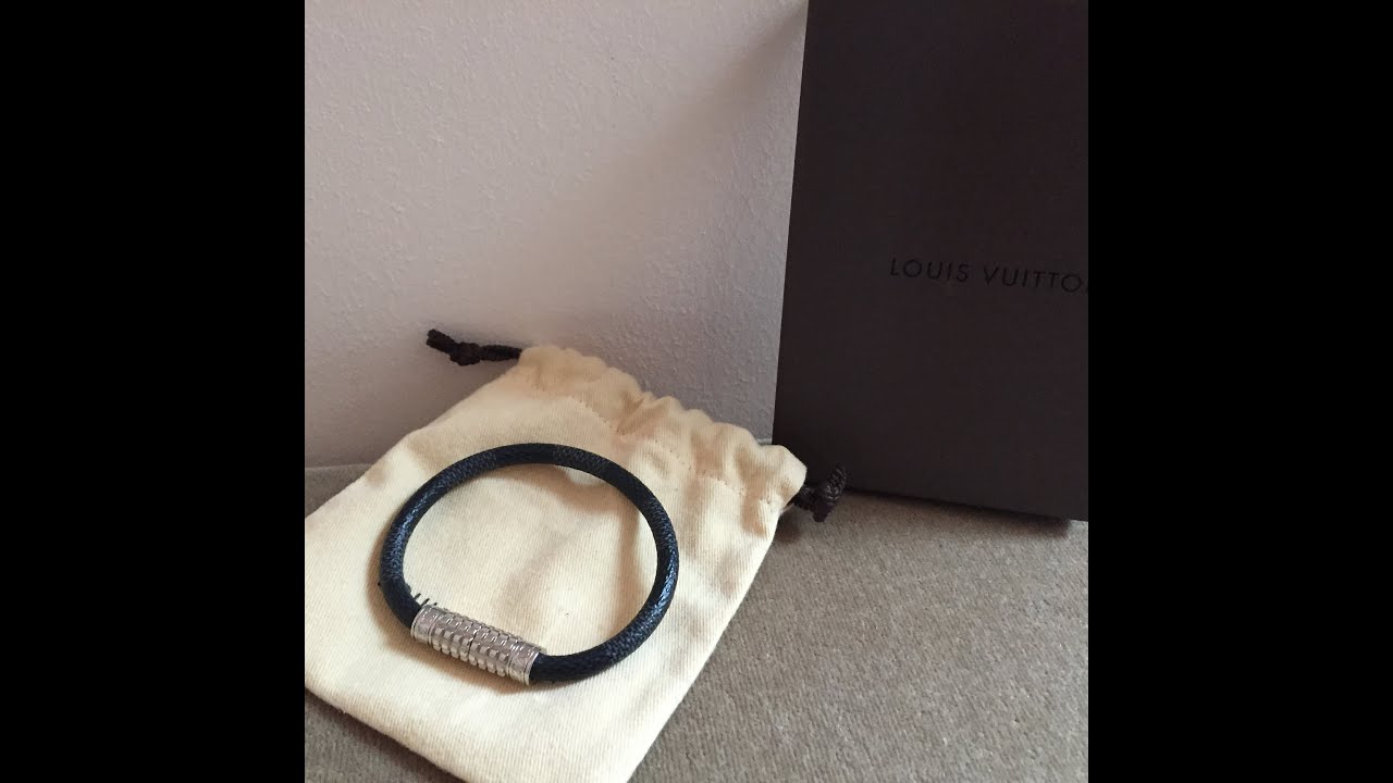 Louis Vuitton Digit Bracelet Damier Graphite Canvas, Men's Fashion