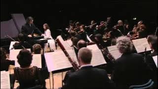 Helene Grimaud (Ravel Piano Concerto In G)