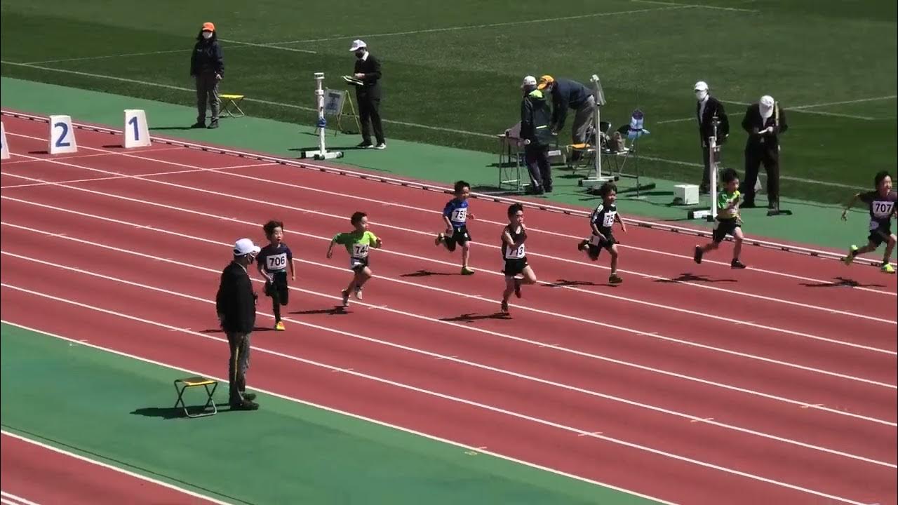 第７３回千代田区陸上競技選手権大会　小中学生男女子１００ｍ