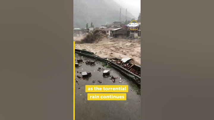 Horrifying videos from Pakistan's floods