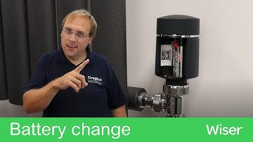 How to Change the Batteries in a Wiser Radiator Thermostat 🔋🔧 | Wiser