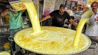 India's Biggest Kadhai Milk in Indore😱😱 2 घंटे में 250 लीटर दूध खत्म😳😳 Indian Street Food | MP