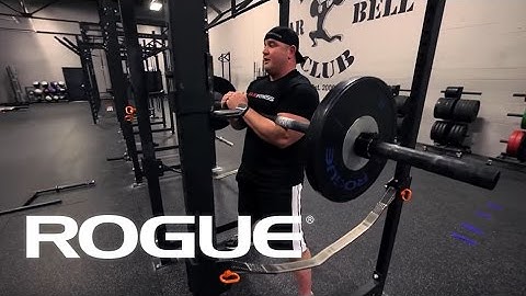 Movement Demo - The Zercher Squat