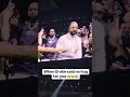 Drake curved her hug