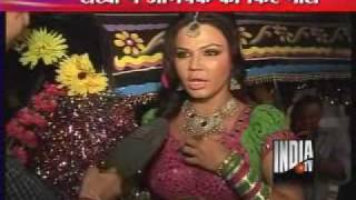 Reality tv star rakhi sawant is gearing up for another dance show
called 'zara nachke dikha' and will be donning hema malini's basanti
look.