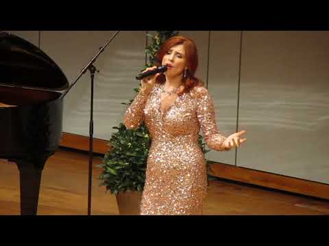 Hour of Power Live 2019, Sarah Grandpre - Amazing Grace (Piano Michael Schlier)