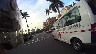 1040630愛國西路幫救護車開道