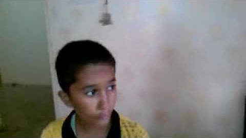 تلاوة متواضعة من سورة الزمر للطفل اليمني أنس نبيل محمد