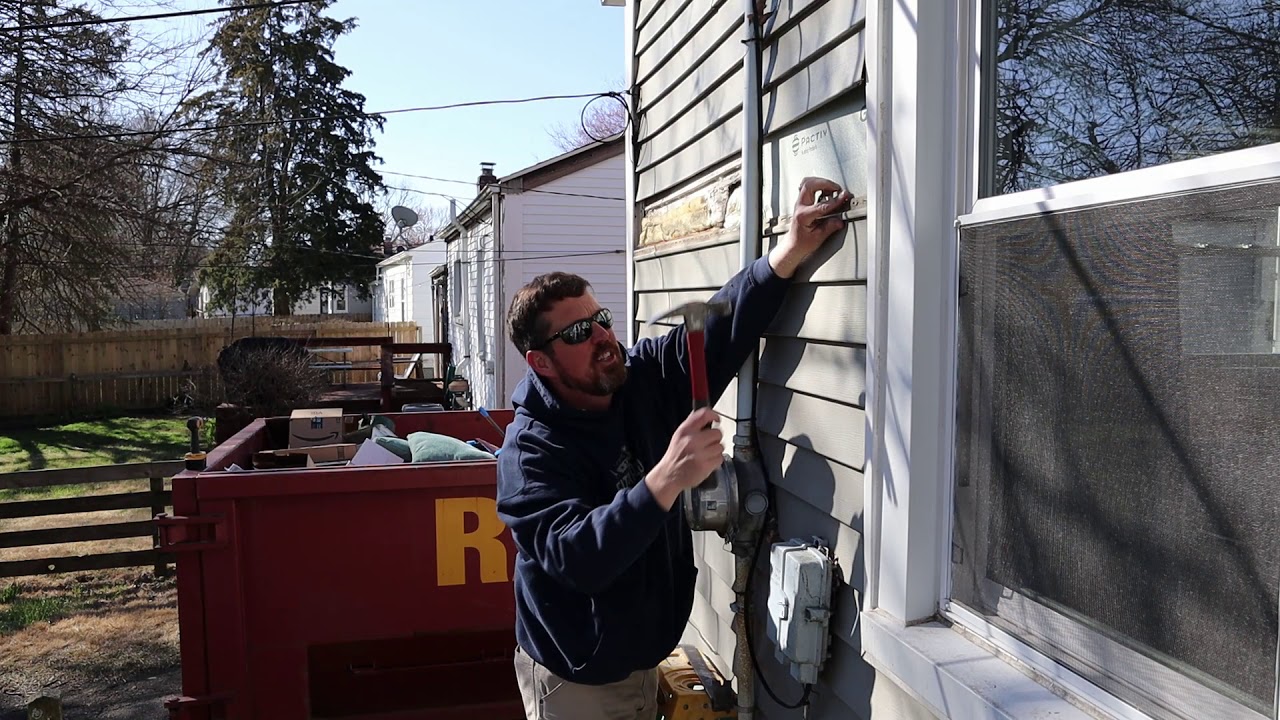 How To Fix Holes In Your Vinyl Siding (Even If You Don't Have Any Extra  Siding) 