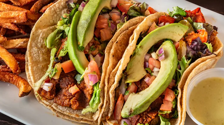 Discover Chicago's Best Bars: Unique Cocktails & Happy Hour Deals at Port and Park